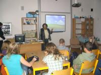 Emilie Machálková tells her story to the students of ZŠ Jarošova in Brno (2010)