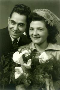 Svatební fotografie strýce - 6. listopadu 1948