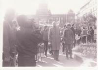 Protesty vůči komunistickému režimu v horní části Václavského náměstí 1. května 1989, které se Rudolf Bereza zúčastnil