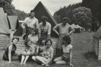 V roce 1958 na skautském táboře