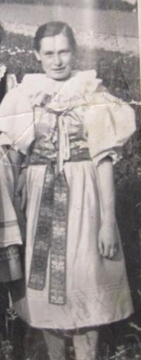 Marie Bednaříková in a folk costume 