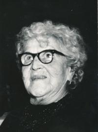 Mother (née Winternitzová)