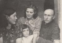 From the left: Růžena Biněvská, daughter of general Kratochvíl with her little daughter, Lucian Morozovič