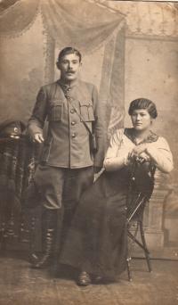 Růžena Biněvská s prvním manželem Biněvským