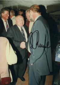 S ministrem vnitra Janem Rumle v 90. letech