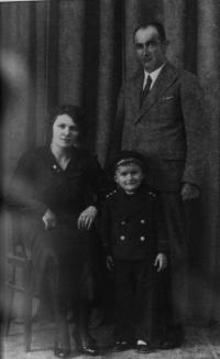 Family photograph II