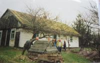 Rodný dům Olgy Čvančarové v Černém Lese na Volyni v devadesátých letech 