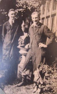 Jan Aust with the German apprentice, who turned him in to the police