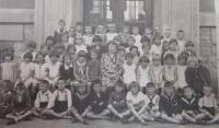 První třída čs. školy obecné v Šumperku