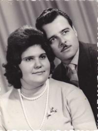 Gúth Zoltán és felesége, Piroska