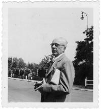 Otec, prof. Rudolf Holý, Praha 1942