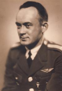 Strýc František Novák, 1935