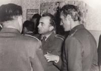 Se sovětskými vojáky, 1969
