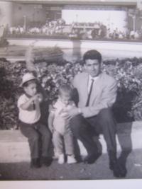 Silvio with children