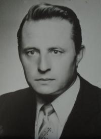 14 - manžel Josef Ehrenberger