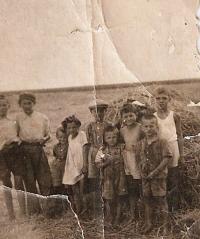 Copii deportaţi în Bărăgan