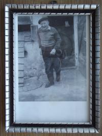 Portrét otce, Adolfa Šebendy