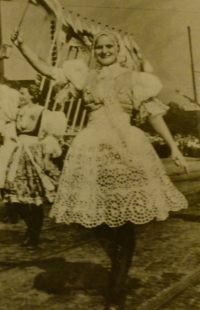 Věra Růžičková v kroji