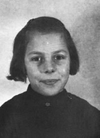 Ruth Šlechtová, friend from room 28, Theresienstadt