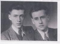 Dobová fotografie, Karel Ellinger s bratrem Janem před válkou