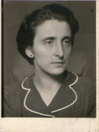 Zdena Tejčková, Edelsteinová, mother