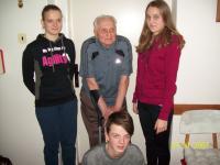 Pamětník s týmem dětských reportérů