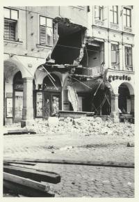 Demolished arcades at the Town Hall