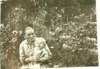 Eva Bošková with her grandmother in the 1931