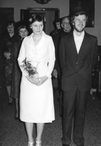 3.	Leden 1978-svatba