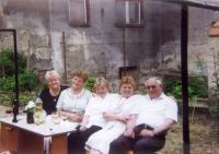 Václav Kelnar with his sisters