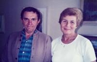 J. Tesař a A. Tesařová v Paříži, 80. léta