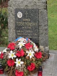 The grave of his brother-in-law Hynek Tosenovsky in Dolní Bečva