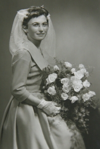 Wedding photograph of Zdeňka and Jiří Uhlíř. 10th June 1960