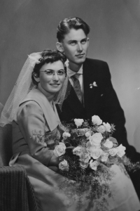 Wedding photograph of Zdeňka and Jiří Uhlíř. 10th June 1960