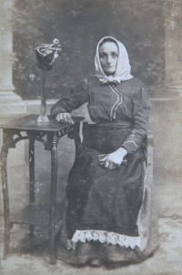Josefa Faltusová of Sobkovice, Zděnka's father's mother. 1916