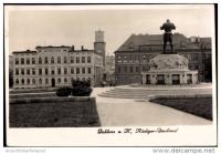 The statue of knight Rüdiger in Jablonec n.N. (1930s, view of the city centre)