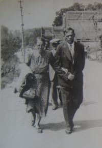 The Čechlovský husbands