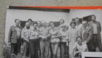 Po studiích jako pracovník Státních lesů u Krumlova (uprostřed)