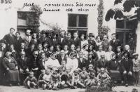 rodina Stahlova, Bánovce 1933