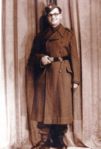 Jako voják, 1946 