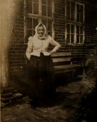 Granny Langová,unlocated, undated