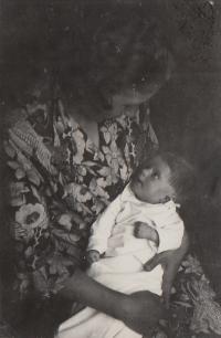 Hana July 1934, Hana 3 month old