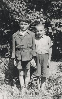 Jiří Beránek on the left side with friend František Fišer