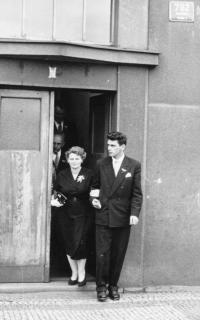 Jiří Beránek with mother, Jiří 's wedding, 1963