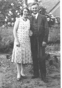 Parents of the wintess in the garden at Loucká, 1931