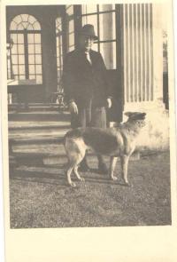 Dr. Michael Manner brat Wolfganga