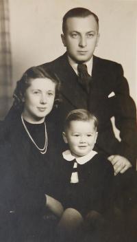 Rodina Ruprechtova - rodiče Alois a Věra a syn Jiří