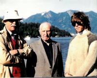 Tři generace Drábků na ostrově Bowen u Vancouveru asi v roce 1985 (Jan Drábek, Jaroslav Drábek, Jan Drábek - syn bratra)