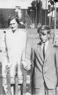 Mladý student Otto Wichterle