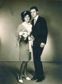 Kutláková Jiřina a Jan Kutlák, svatební foto 16.4.1966 